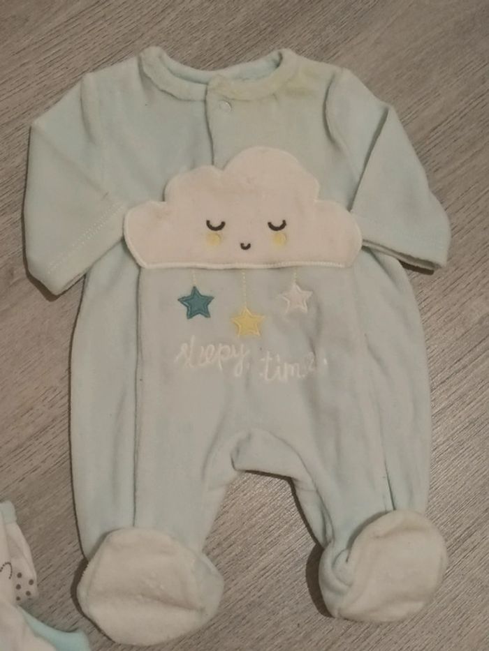 Lot bodies + pyjama prématuré - photo numéro 2