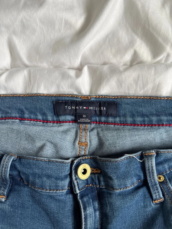 Short en jean femme Tommy Hilfiger – taille 10 US (38 FR) - photo numéro 2