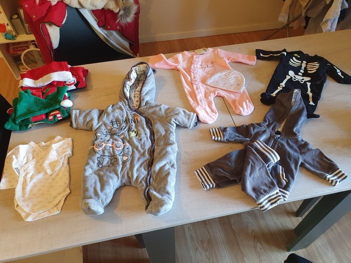 Pyjama 1 mois - photo numéro 3