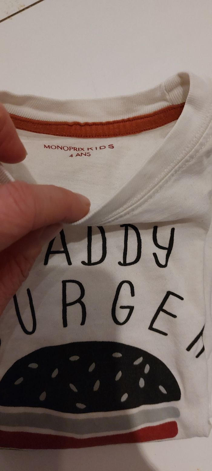 T short 4 ans - photo numéro 3