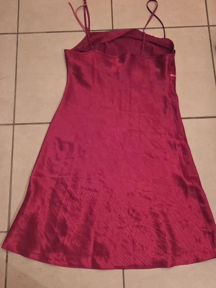 Nuisette rouge femme Taille 38 - photo numéro 2