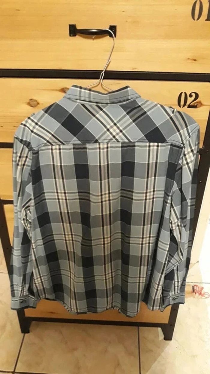 Chemise à carreaux très bon état taille L/42 - photo numéro 4