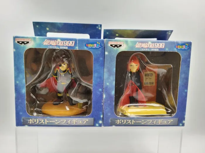 Galaxy Express 999 Polystone Figures - Captain Harlock & Emeraldas