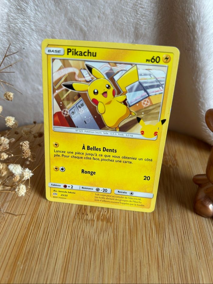 ⚡️ Carte Pokémon Pikachu 25/25 – 25e Anniversaire McDonald’s (2021) - photo numéro 2