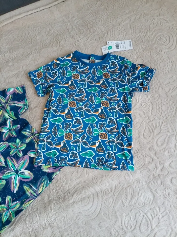 T-shirts 4 ans neufs Gémo - photo numéro 4