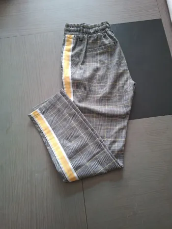 Pantalon bizzbee taille 36