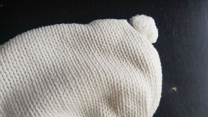 Gilet blanc 6 mois - photo numéro 3