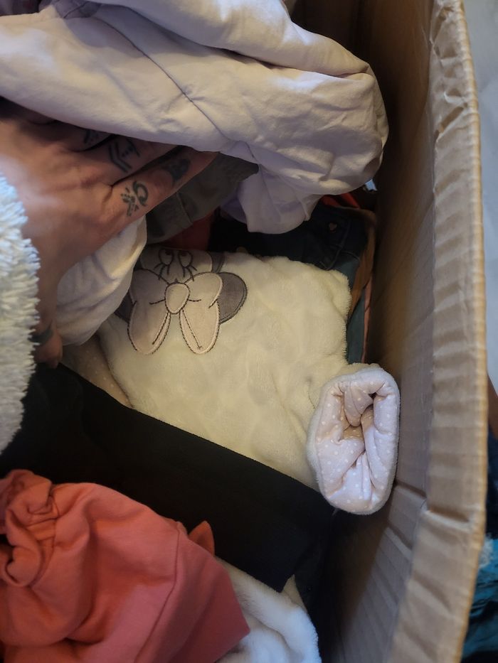 Gros lot revendeur bebe fille toute - photo numéro 3