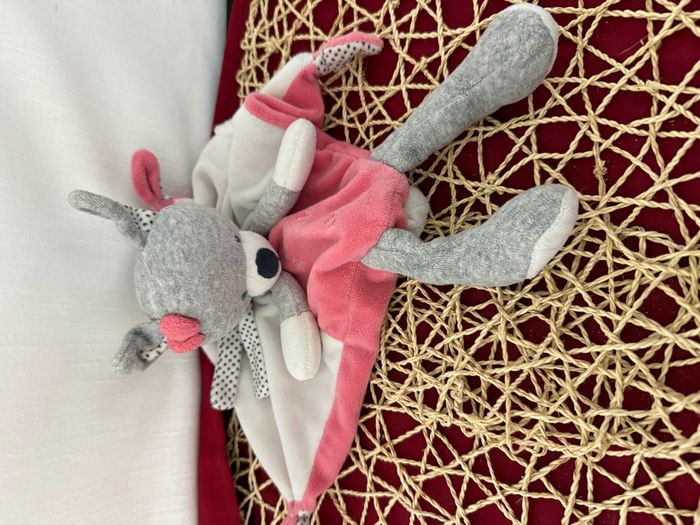 Doudou plat lapin gris rose pois TEX - photo numéro 3