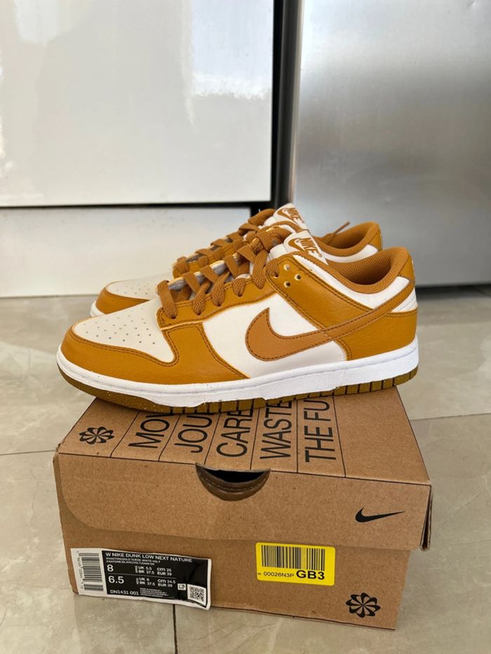 Nike Dunk Low phantom Gold