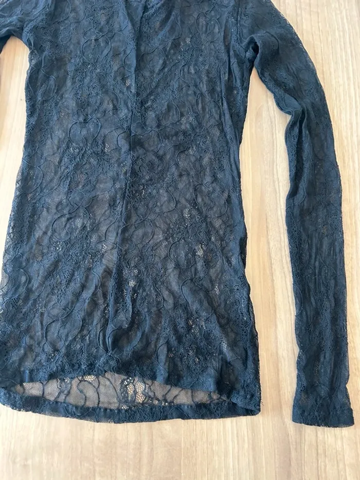 Haut dentelle noir taille 10 ans - photo numéro 3