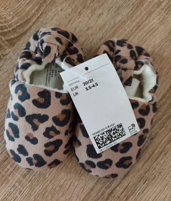 Chaussons Souples Motifs Leopard 