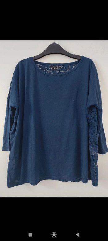 Blouse uni à dentelle sur tout le dos taille 38/40