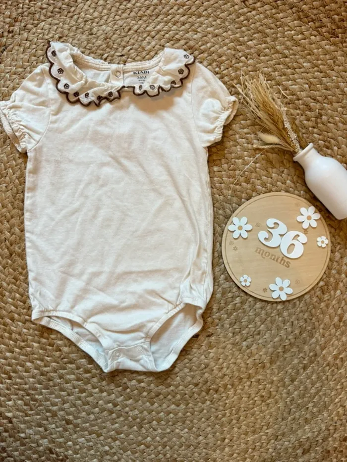 Body beige avec col - Kiabi - 36 mois