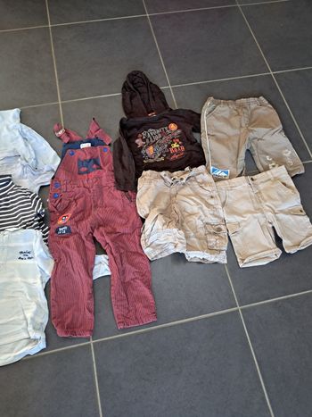 Lot vêtements garçon 4 ans 