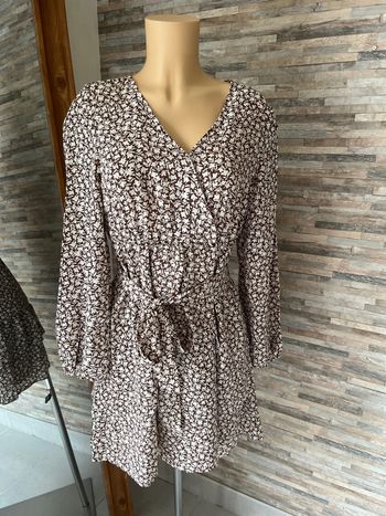 Superbe robe cache cœur marron et blanche