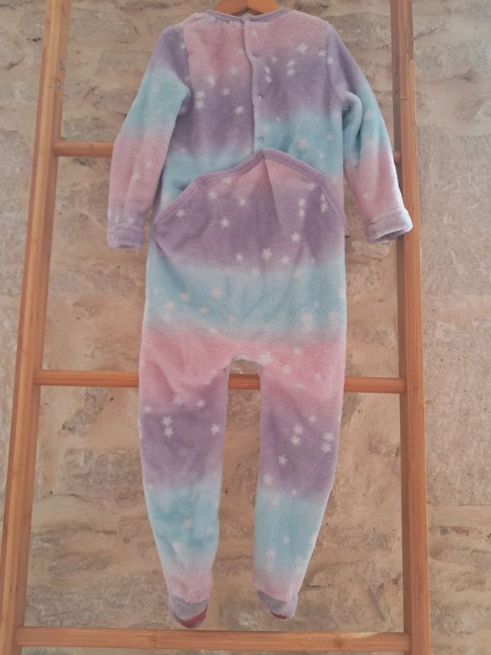 Pyjama multicolore licorne chaud 92cm très bon état - photo numéro 3