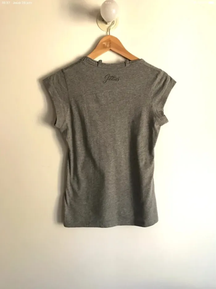 T-shirt gris à message taille 34/36 Mango - photo numéro 6