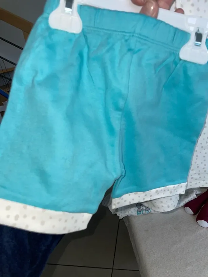 Ensemble sucre d’orge 24 mois neuf avec étiquette - photo numéro 4