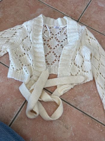 Petit pull crème