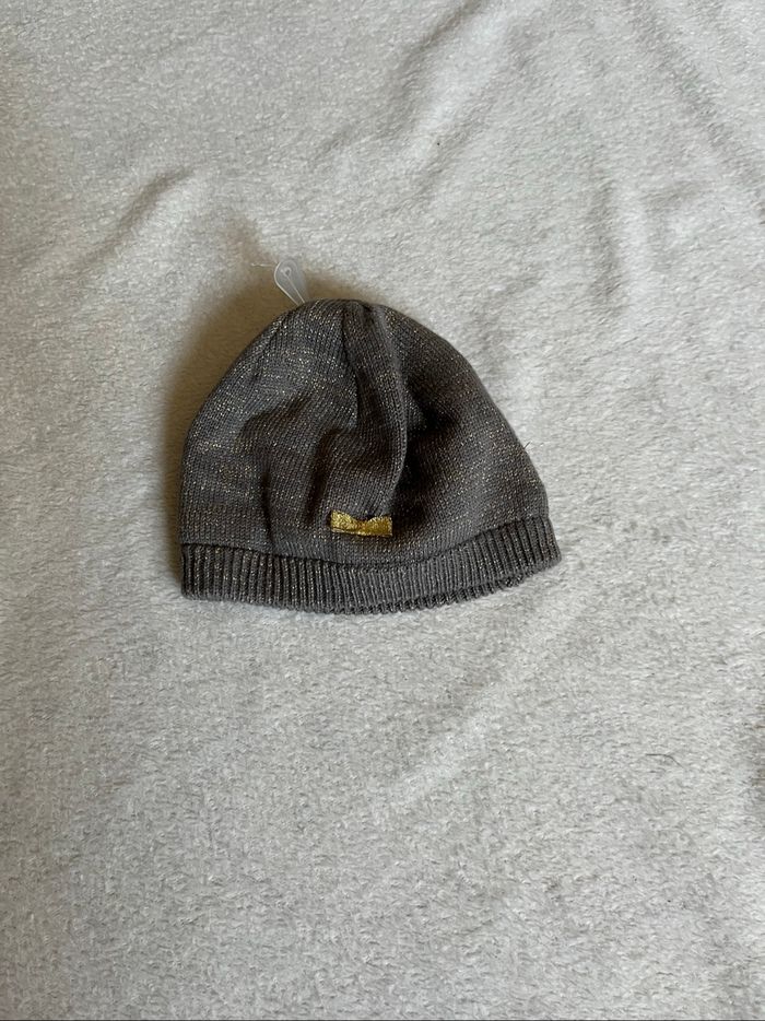 Bonnet bébé fille Taille 6/9 mois Neuf
