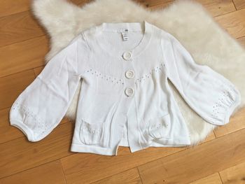 Tres beau gilet/ cardigan blanc Vintage