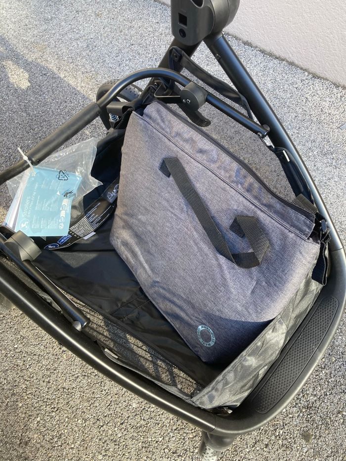 Maxi Cosi Zelia S Trio + Base IsoFix - photo numéro 2