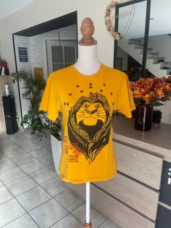 T shirt roi lion