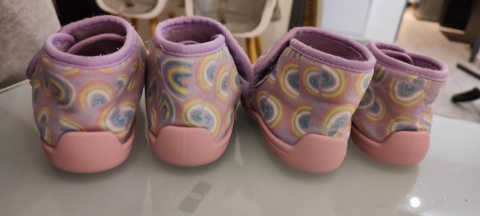 Lot chaussons - photo numéro 2