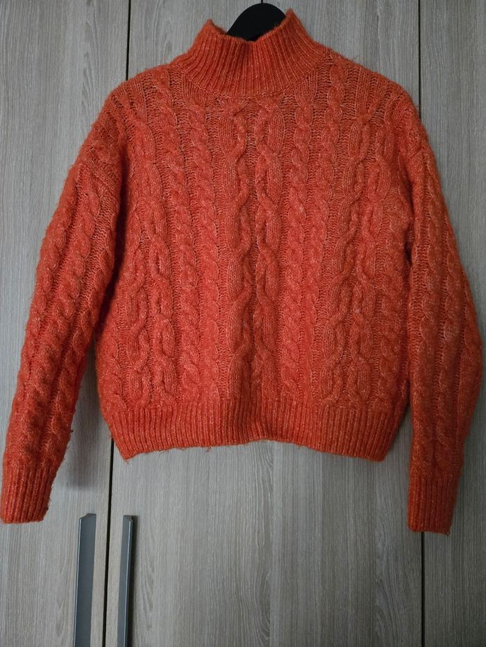 Pull col montant orange - photo numéro 2