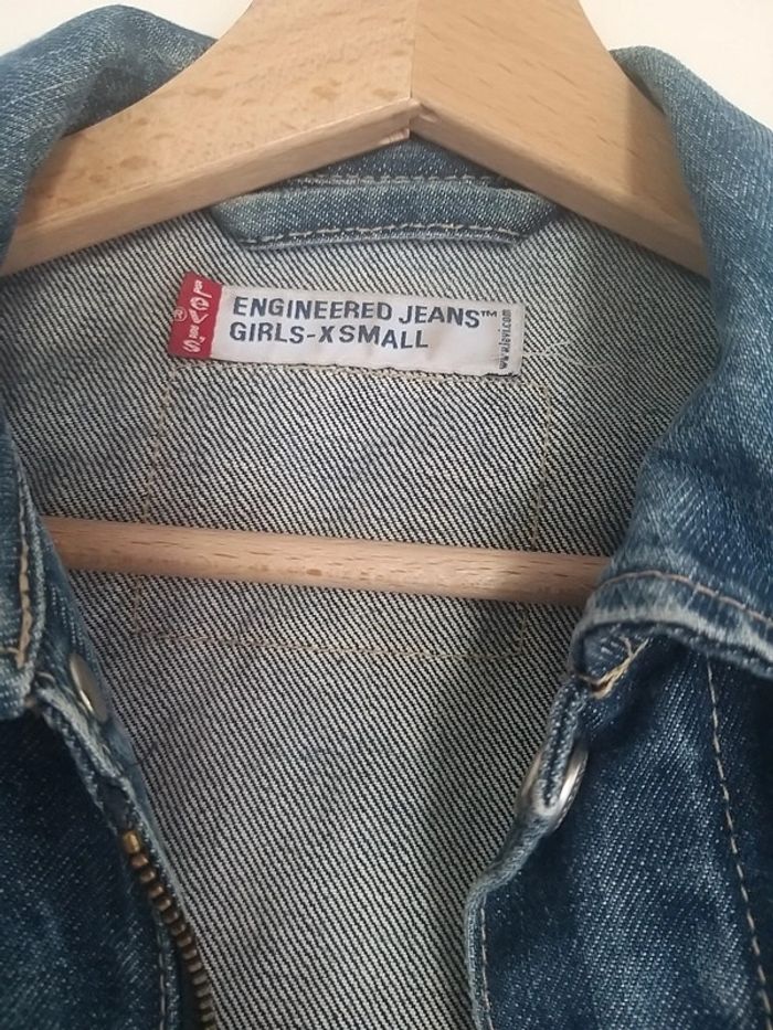 Veste courte et cintrée en jeans en XS - photo numéro 5