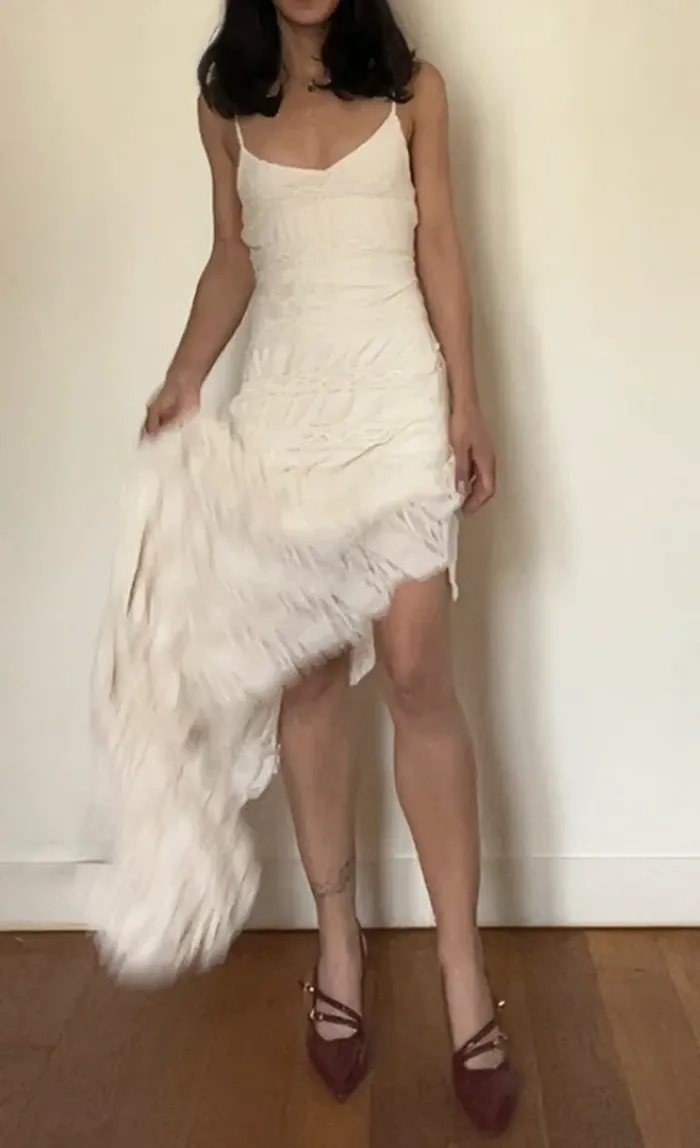 Magnifique robe blanche longue en dentelle effet sirène