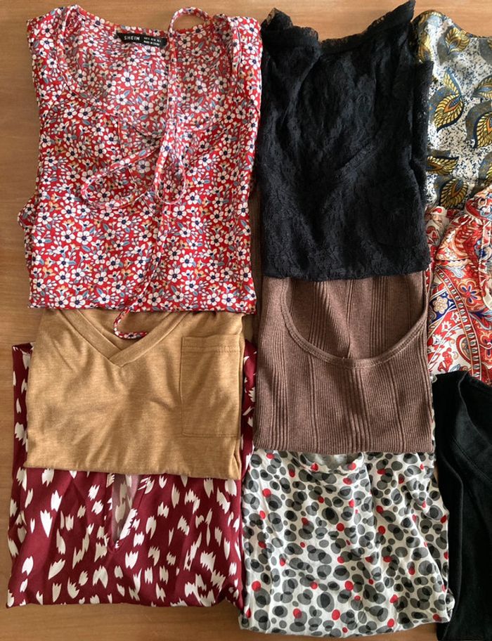 Lot de 12 hauts femme - photo numéro 2