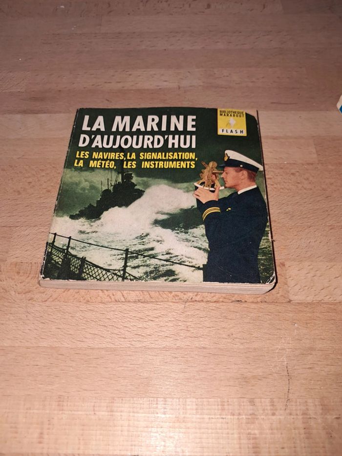 Lot de deux livres marabout Flash sur la marine - photo numéro 2