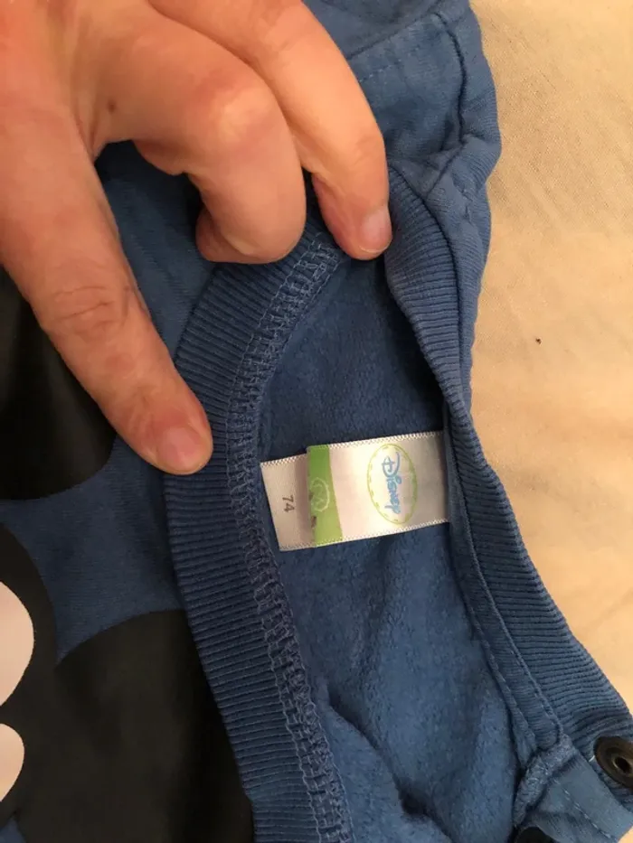 Pull Mickey 74 c&a disney - photo numéro 2