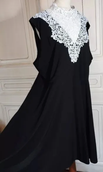 Praslin Robe Plastron Nuque Dentelle T 8XL