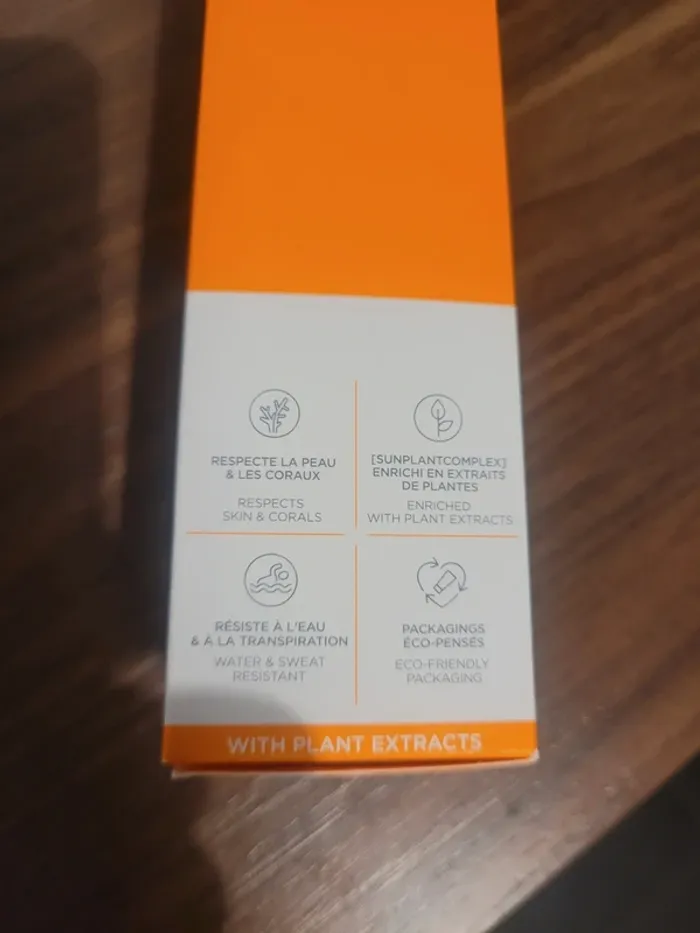 Lait en spray solaire - photo numéro 3