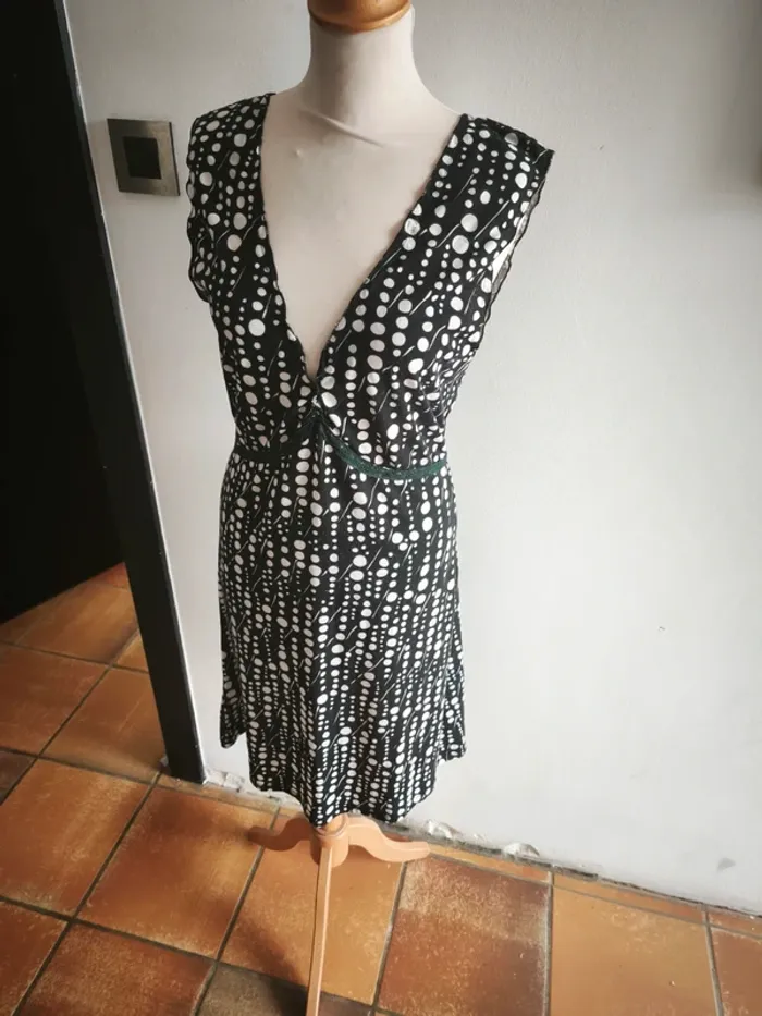 Robe été plage extensible M/L à petit pois