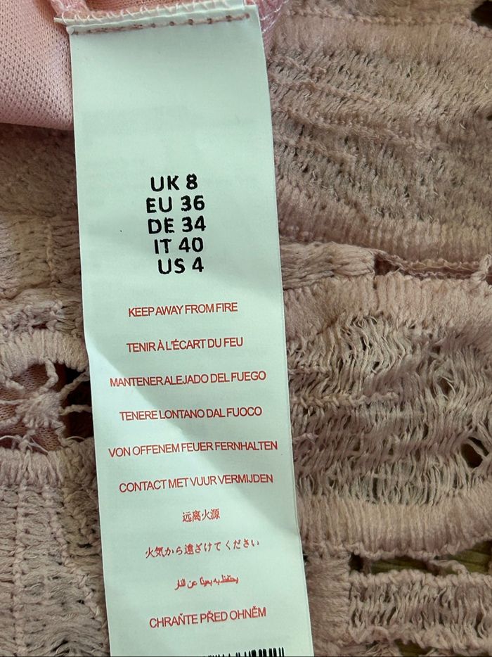 Robe rose en dentelle Mela London taille européenne 36 jamais portée - photo numéro 10