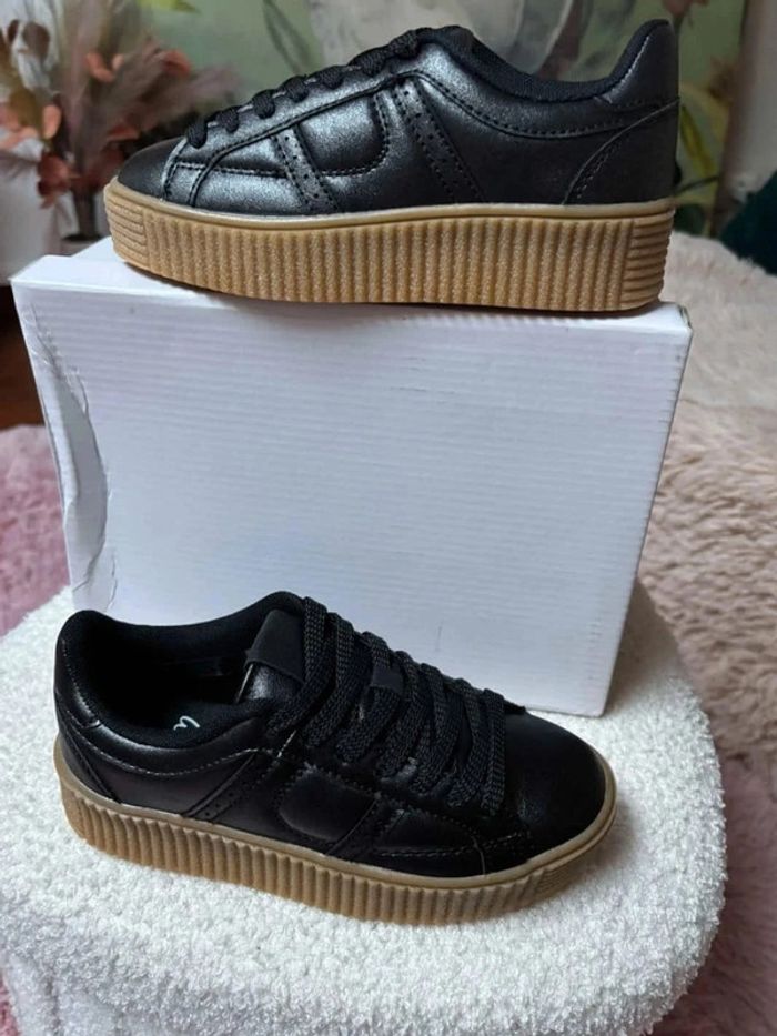 Baskets filette T32 - photo numéro 2