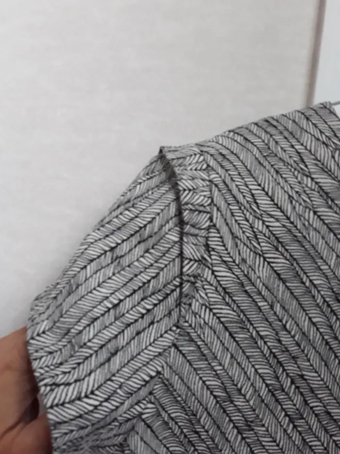 Robe droite Zara - photo numéro 2
