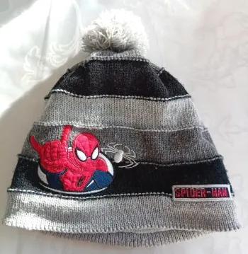 Bonnet enfant Spiderman