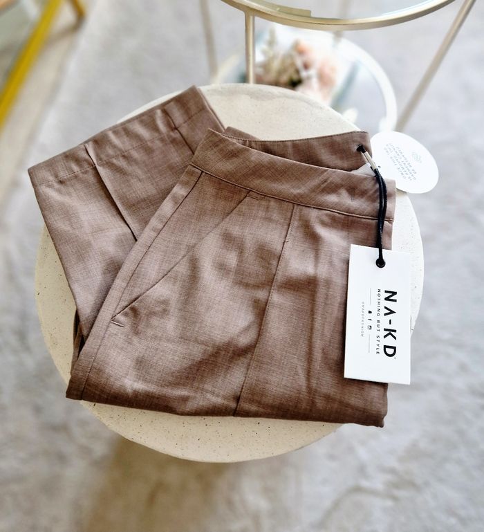 Pantalon neuf t.xxs 33