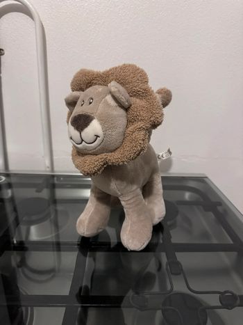 Peluche lion
