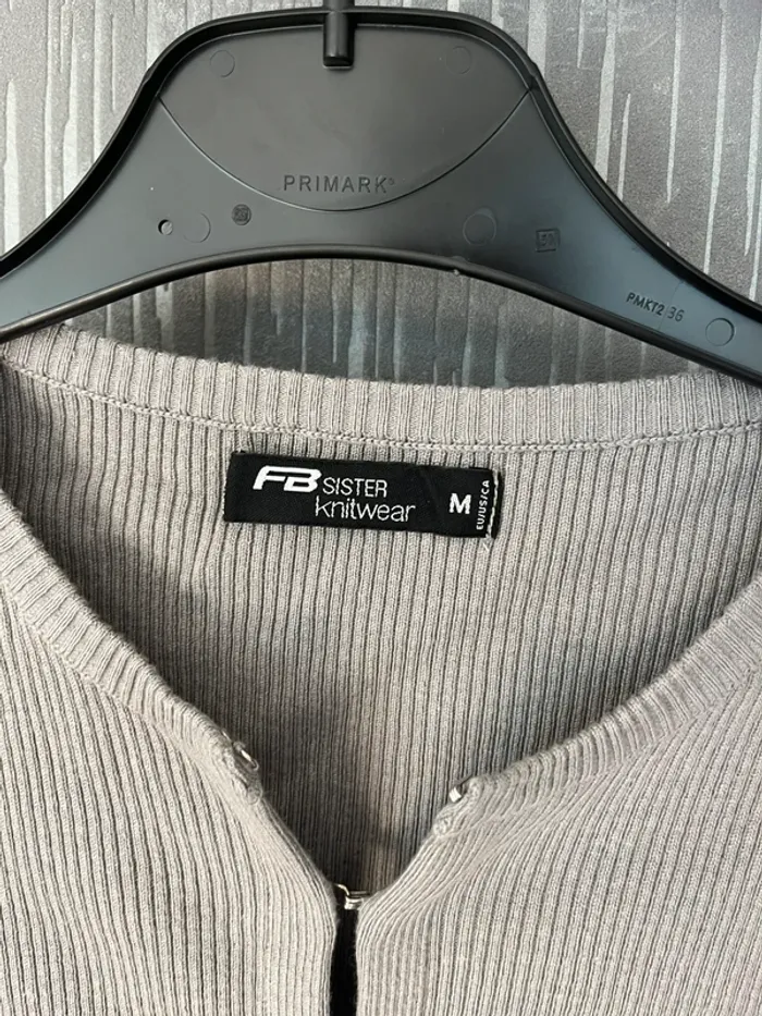 T shirt court - photo numéro 2