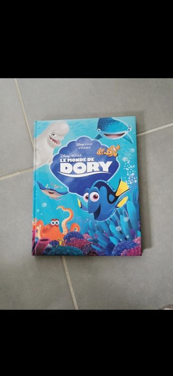 Livre le monde de dory