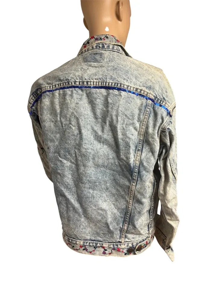 Veste Levi’s Trucker S - Vintage Customisée, Broderies et Sequins - photo numéro 9