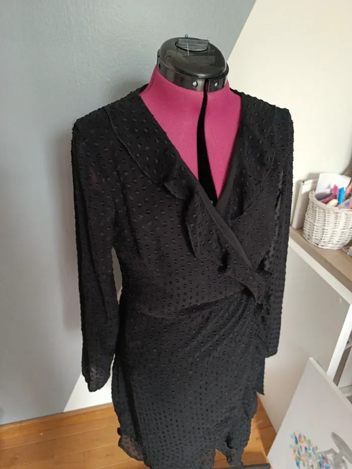 Robe noire porte feuille pimkie - photo numéro 2