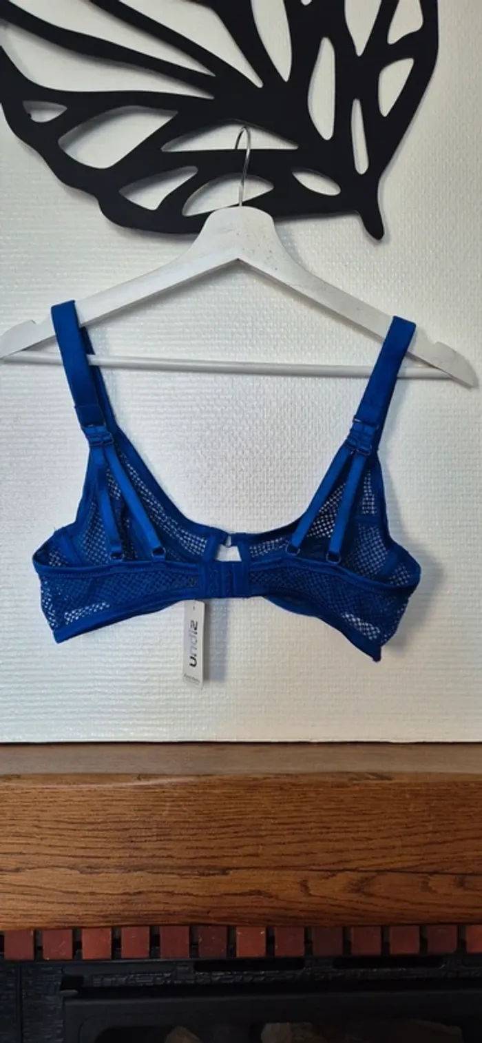 Soutien-gorge - photo numéro 3
