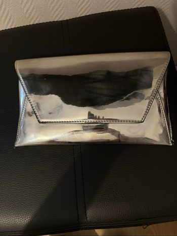 Pochette argentée San Marina